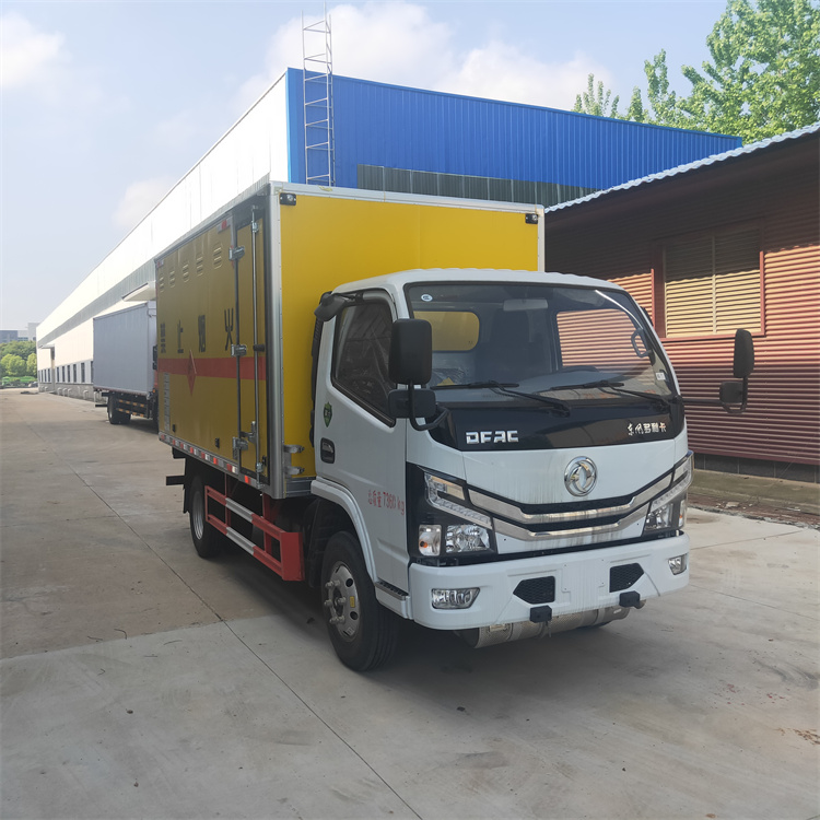 東風(fēng)藍(lán)牌爆破器材運輸車